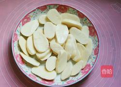 鸡肉蒸芋头的做法图解2