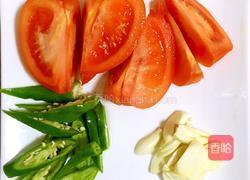 番茄海鲜菇的做法图解2