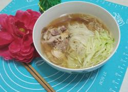 浓香鸡肉汤面