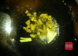 酸菜猪肝汤面的做法图解3