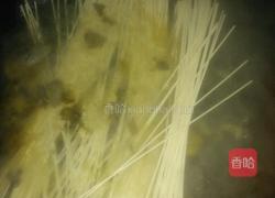 酸菜猪肝汤面的做法图解5