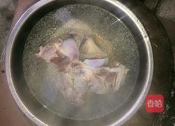 浓浓猪骨菜干汤的做法图解5