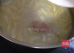 瑶柱花胶汤的做法图解6