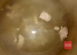 猪杂白菜汤的做法图解2