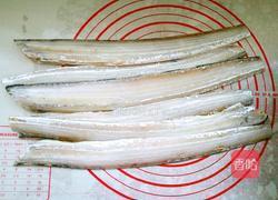 红烧带鱼的做法图解1