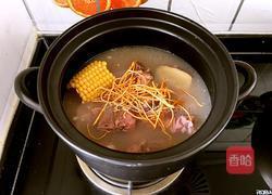 红豆薏米脊骨汤的做法图解5