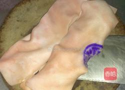 肉皮冻的做法图解1