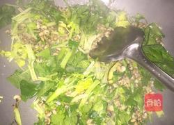 芹菜炒螺肉的做法图解5