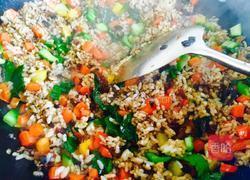 什锦五彩炒饭的做法图解4