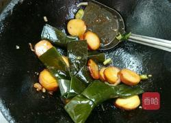 魔芋素鸡海带烧的做法图解1