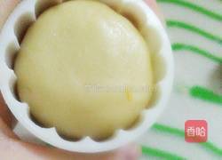 莲蓉月饼的做法图解9