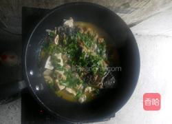 鲫鱼炖豆腐的做法图解5