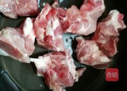 粉葛骨头汤的做法图解1