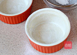 巧克力熔岩蛋糕(心太软)的做法图解2