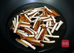 香干炒蒜苔的做法图解5