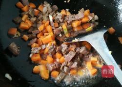 五香牛肉烧青豆的做法图解5