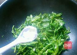 清炒豌豆苗的做法图解5