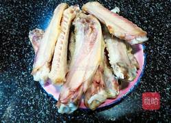 蒜香烤鸭翅的做法图解1