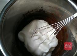 可可戚风的做法图解5