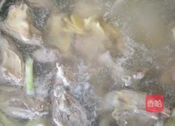 山药乳鸽汤的做法图解3