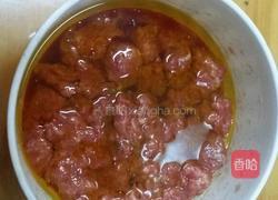 火龙果黑椒牛肉丁的做法图解1