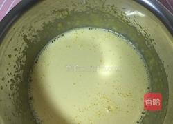 戚风蛋糕的做法图解5