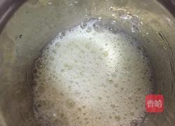 戚风蛋糕的做法图解8