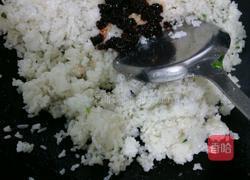 老干妈什锦蛋炒饭的做法图解7