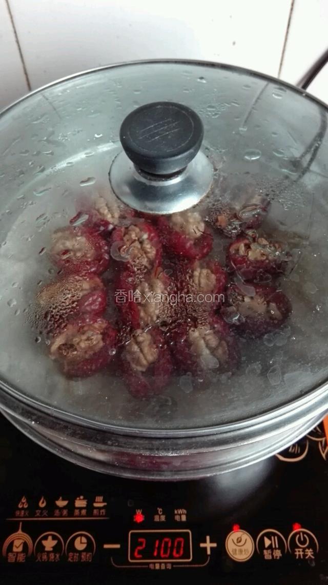 盖上锅盖开锅后蒸十分钟