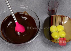 巧克力慕斯蛋糕的做法图解3