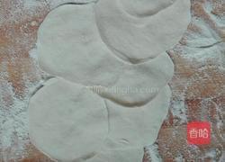 豆腐粉丝木耳蒜黄水饺的做法图解14