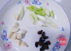 西红柿炒土豆的做法图解2