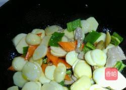 慈菇炒肉片的做法图解5