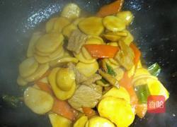 慈菇炒肉片的做法图解7