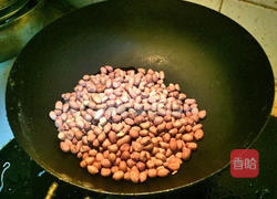 炸花生米的做法图解2