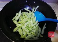 翡翠虾仁的做法图解9