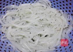 白饭鱼煎蛋的做法图解1