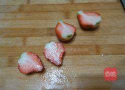 菠萝色拉酱草莓甜点的做法图解6