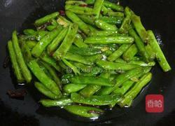 干煸四季豆的做法图解8