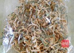 汉族蒸萝卜条咸菜的做法图解1