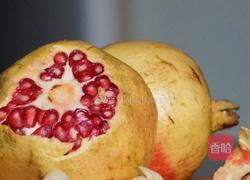 石榴籽汁的做法图解1