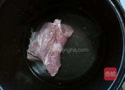 美味蕃茄牛肉汤的做法图解1