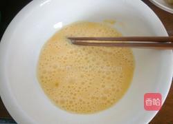 蚝油蒸蛋的做法图解1