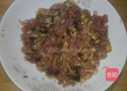 瘦肉香菇酿节瓜的做法图解3