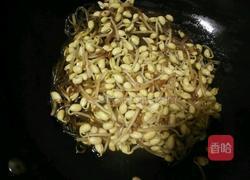 黄豆芽焖粉条的做法图解5