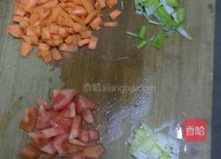 西红柿蛋炒饭的做法图解1