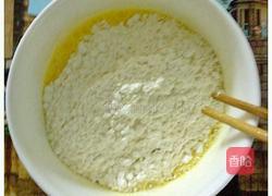 爱心鸡蛋饼的做法图解3