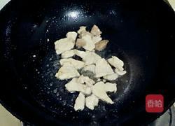 豆腐红烧蝴蝶结的做法图解3