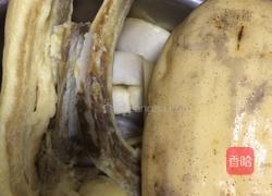 腊排骨炖藕的做法图解1