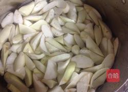 白茄子焖黄豆腐的做法图解2